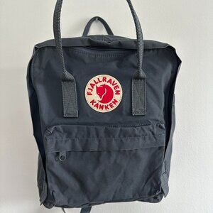 Fjallraven Classic Kånken Backpack